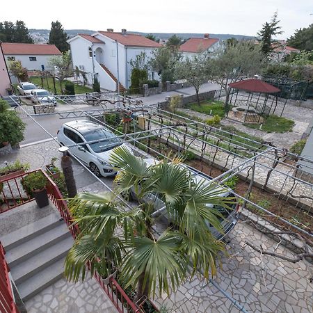 Apartments Lovorik クルク エクステリア 写真